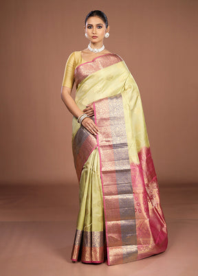 Green Handloom Kanjivaram Pure Silk Saree With Blouse Piece