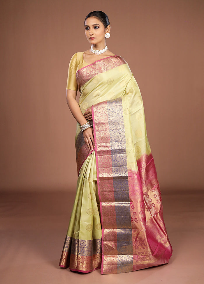 Green Handloom Kanjivaram Pure Silk Saree With Blouse Piece