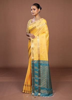 Yellow Kanjivaram Silk Saree With Blouse Piece
