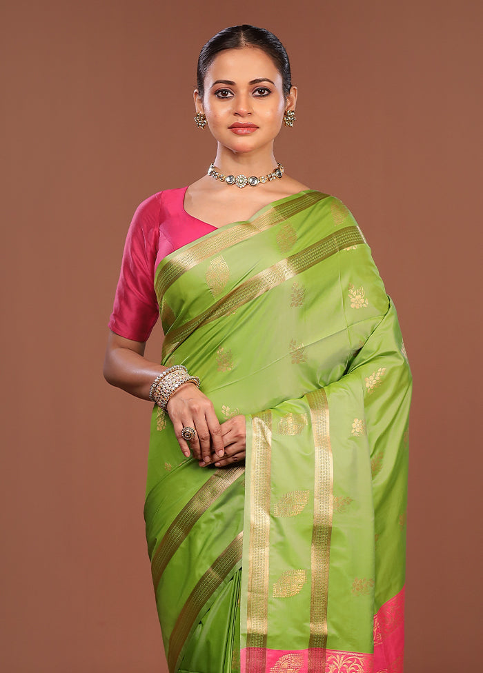 Green Kanjivaram Silk Saree With Blouse Piece