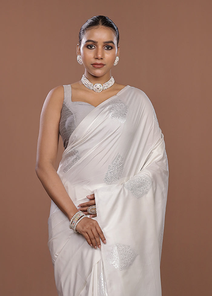 White Kanjivaram Silk Saree With Blouse Piece