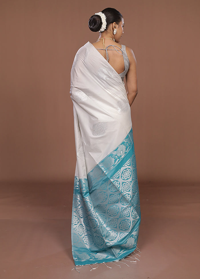 White Kanjivaram Silk Saree With Blouse Piece