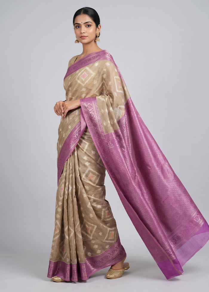 Cream Pure Cotton Saree With Blouse Piece