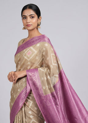 Cream Pure Cotton Saree With Blouse Piece