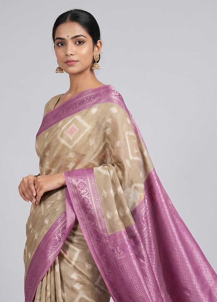 Cream Pure Cotton Saree With Blouse Piece