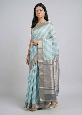 Green Pure Cotton Saree With Blouse Piece