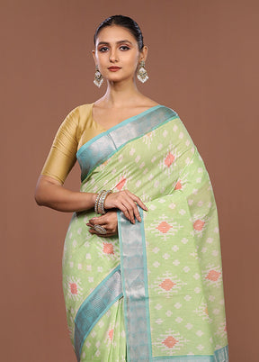 Cream Pure Cotton Saree With Blouse Piece