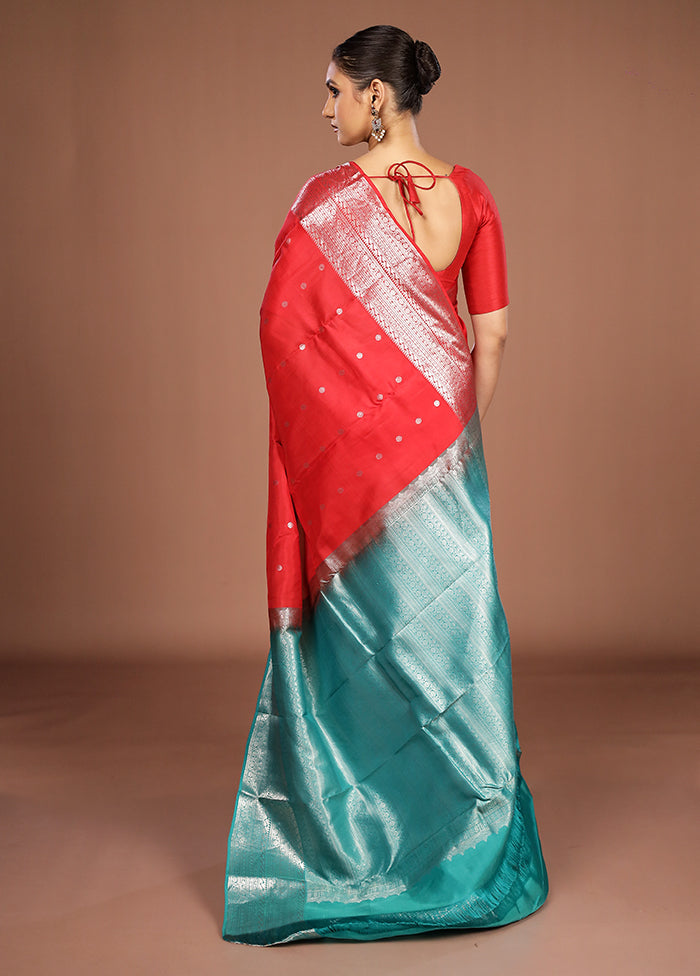 Red Handloom Kanjivaram Pure Silk Saree With Blouse Piece