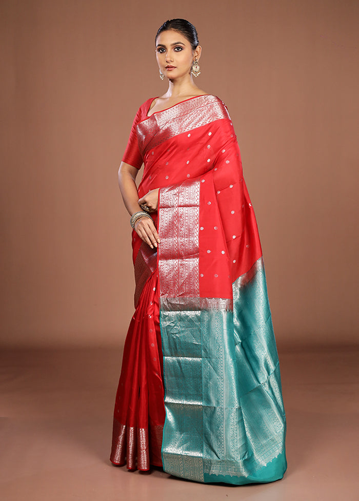 Red Handloom Kanjivaram Pure Silk Saree With Blouse Piece