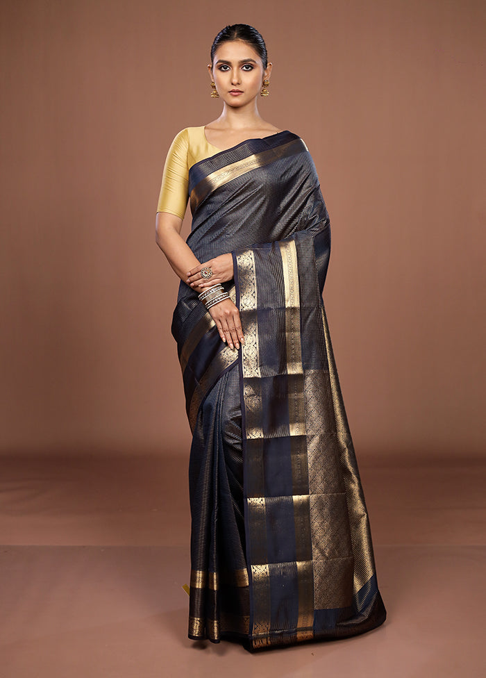 Blue Handloom Kanjivaram Pure Silk Saree With Blouse Piece