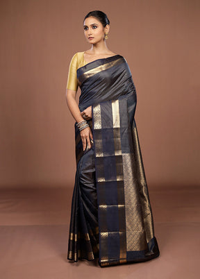 Blue Handloom Kanjivaram Pure Silk Saree With Blouse Piece