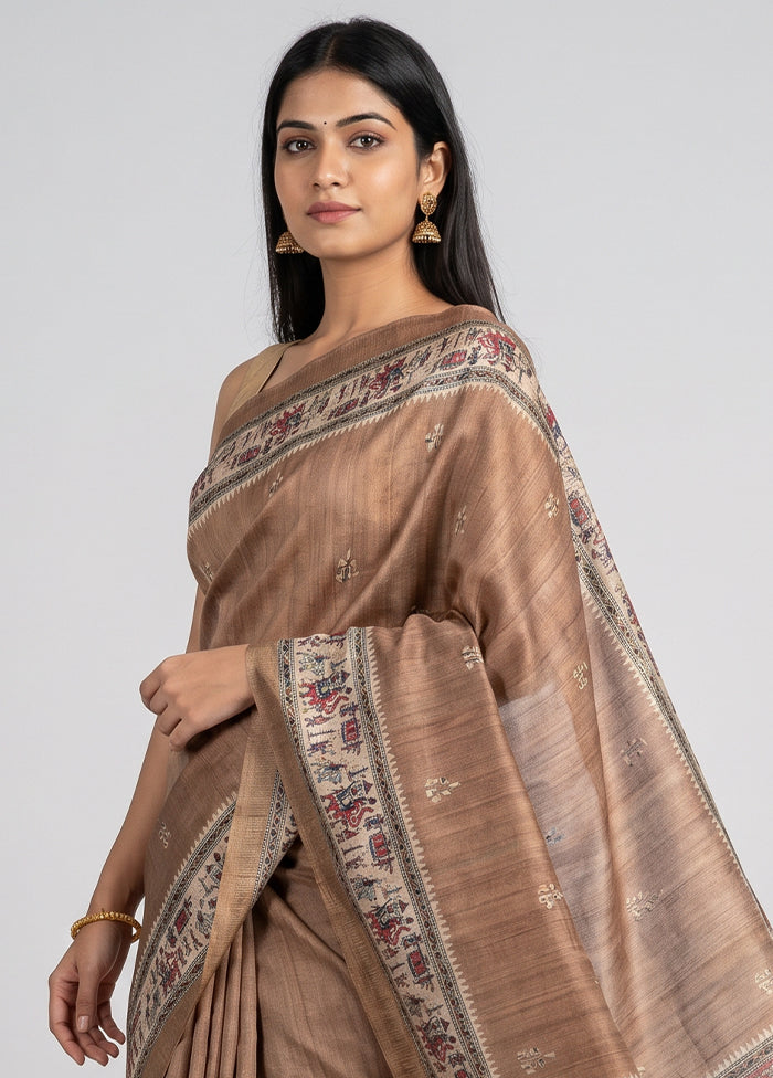 Cream Tussar Silk Saree With Blouse Piece