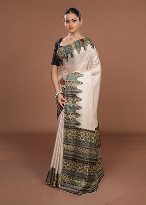 Grey Tussar Silk Saree With Blouse Piece