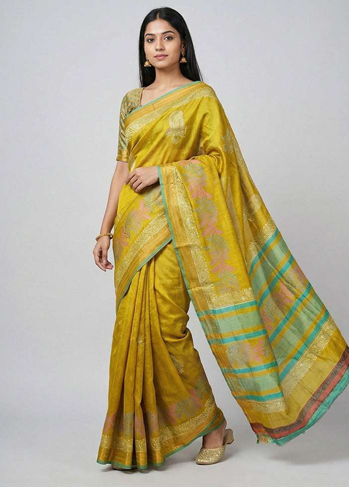 Green Printed Silk Saree Without Blouse Piece