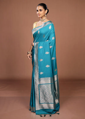 Blue Katan Silk Saree With Blouse Piece