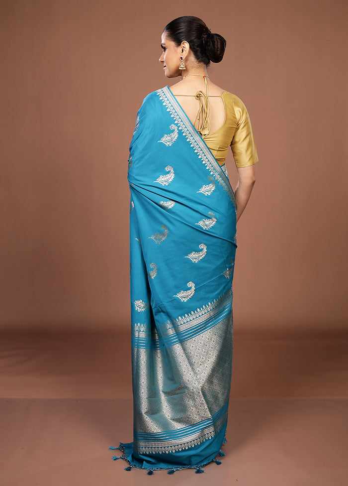 Blue Katan Silk Saree With Blouse Piece