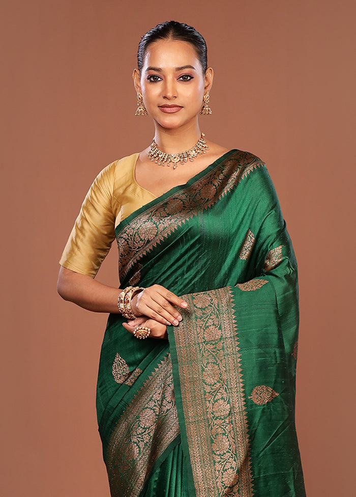 Green Handloom Tussar Pure Silk Saree With Blouse Piece