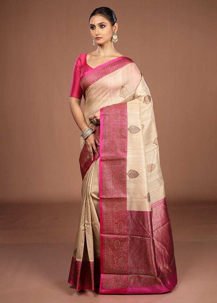 Cream Handloom Tussar Pure Silk Saree With Blouse Piece