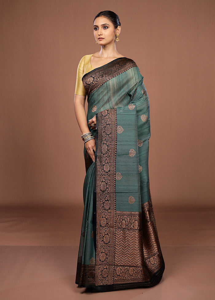 Green Handloom Tussar Pure Silk Saree With Blouse Piece