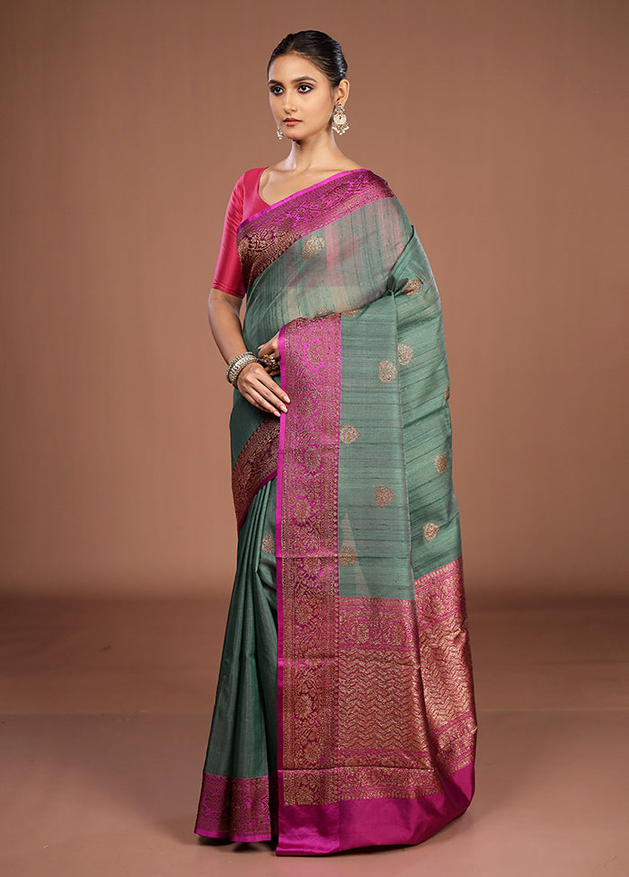 Green Handloom Tussar Pure Silk Saree With Blouse Piece