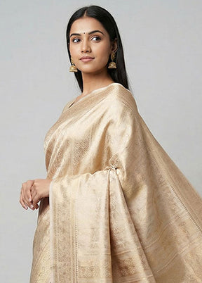 Cream Uppada Silk Saree With Blouse Piece