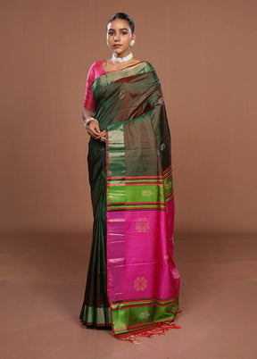 Multicolor Handloom Kanjivaram Pure Silk Saree With Blouse Piece