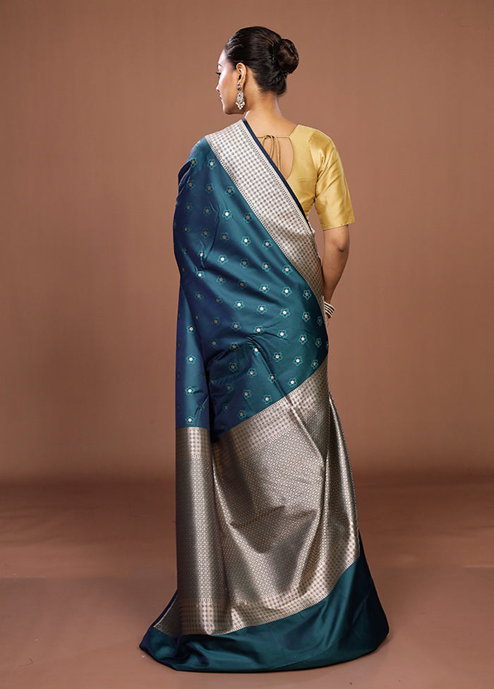 Green Katan Silk Saree With Blouse Piece