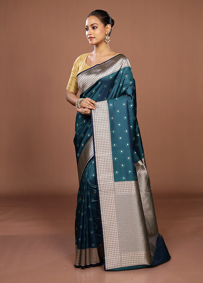 Green Katan Silk Saree With Blouse Piece