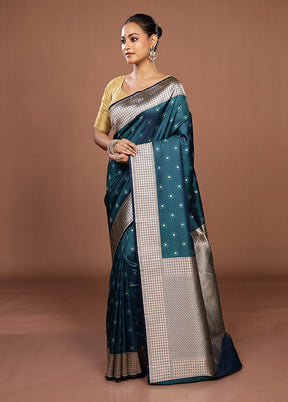 Green Katan Silk Saree With Blouse Piece