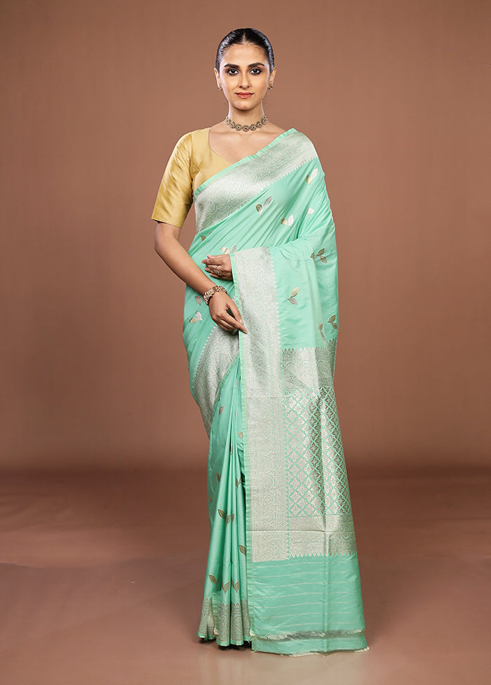 Green Katan Silk Saree With Blouse Piece
