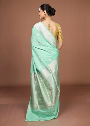 Green Katan Silk Saree With Blouse Piece
