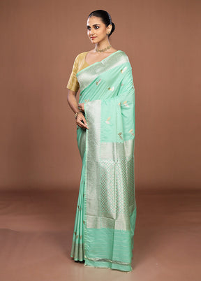 Green Katan Silk Saree With Blouse Piece