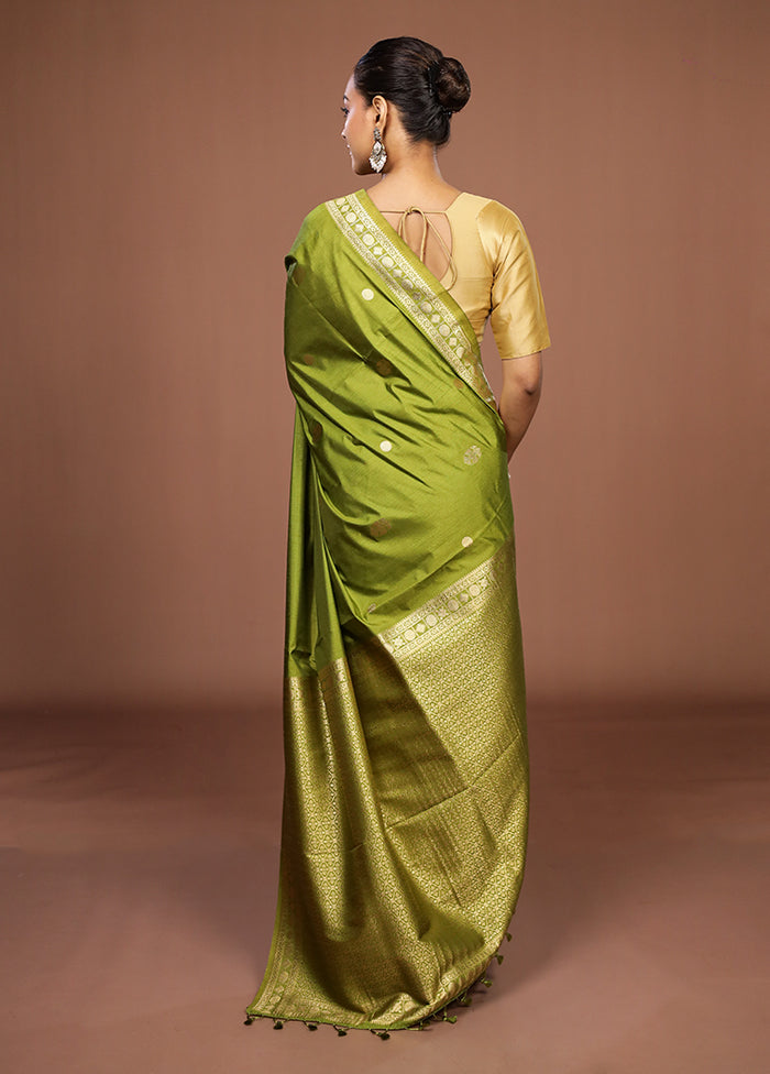 Green Dupion Silk Saree With Blouse Piece