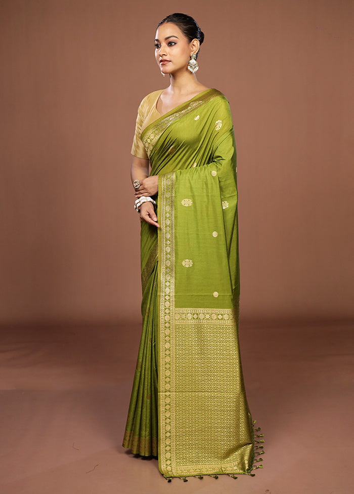 Green Dupion Silk Saree With Blouse Piece