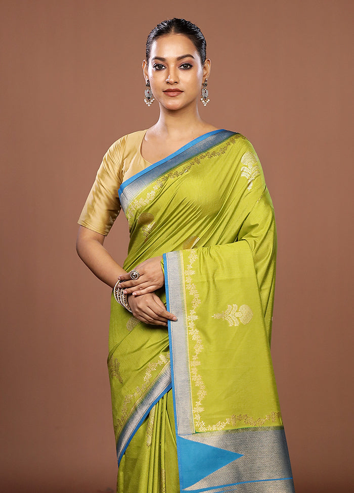 Green Dupion Silk Saree With Blouse Piece