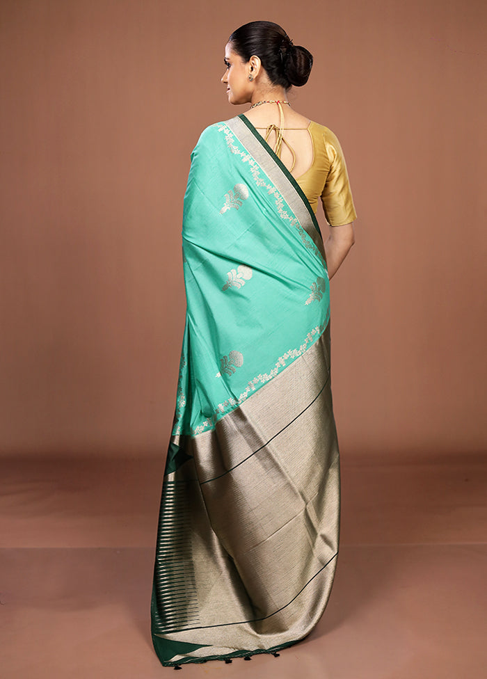 Green Dupion Silk Saree With Blouse Piece