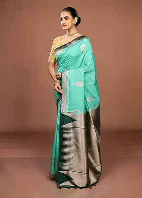 Green Dupion Silk Saree With Blouse Piece
