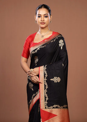 Black Dupion Silk Saree With Blouse Piece