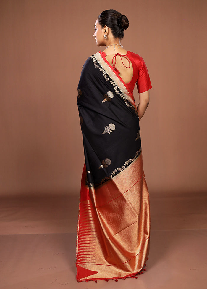 Black Dupion Silk Saree With Blouse Piece