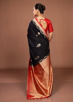 Black Dupion Silk Saree With Blouse Piece