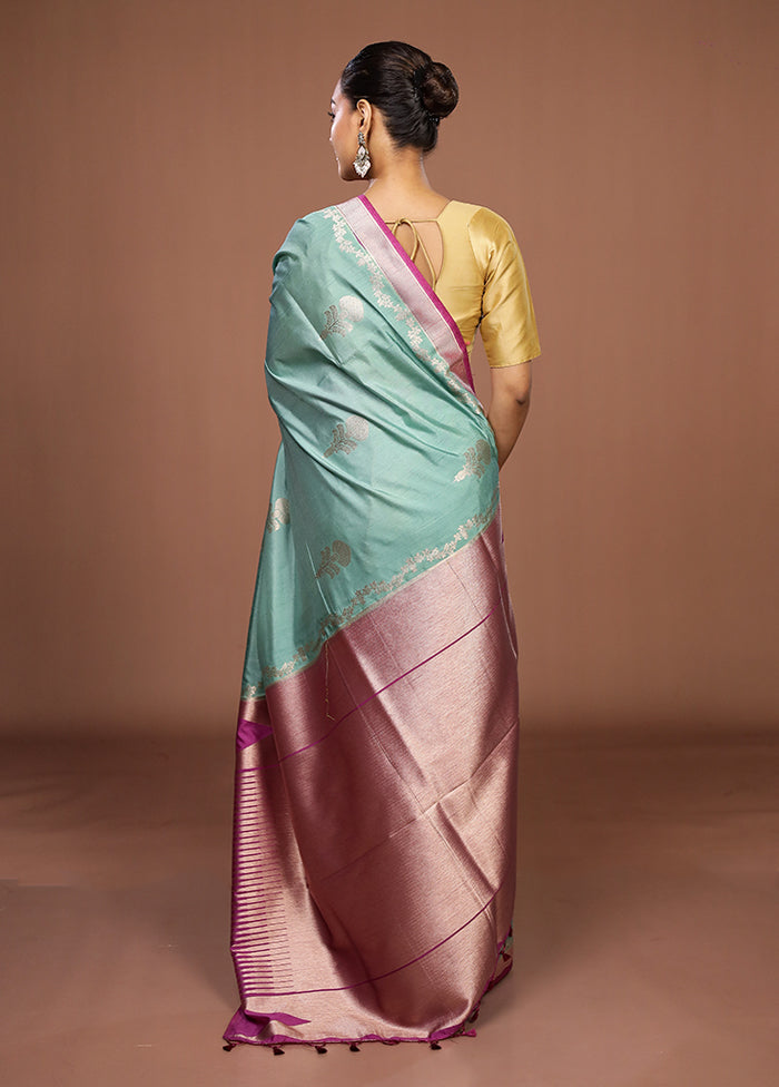 Green Dupion Silk Saree With Blouse Piece