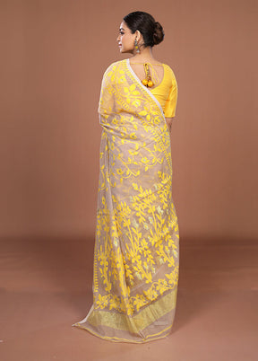 Cream Jamdani Cotton Saree Without Blouse Piece