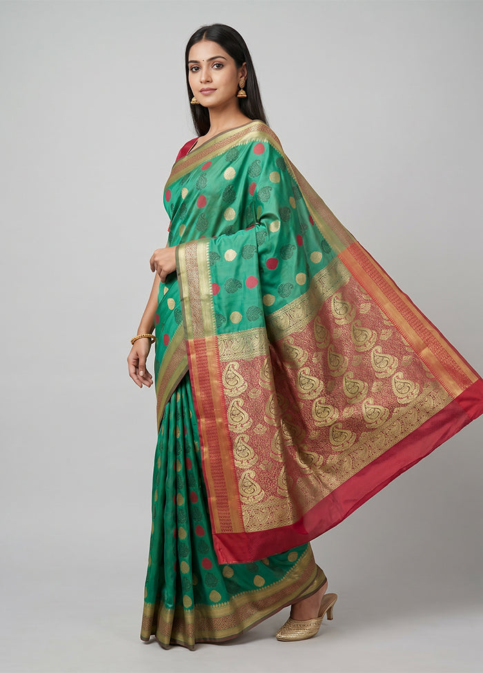 Green Kanjivaram Silk Saree With Blouse Piece