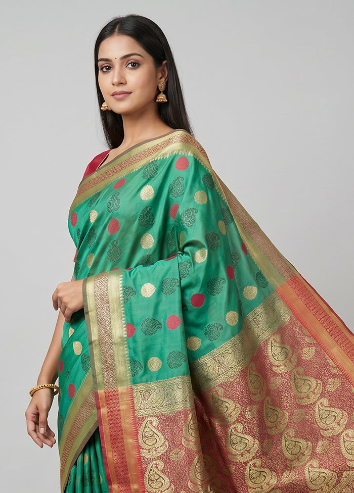 Green Kanjivaram Silk Saree With Blouse Piece