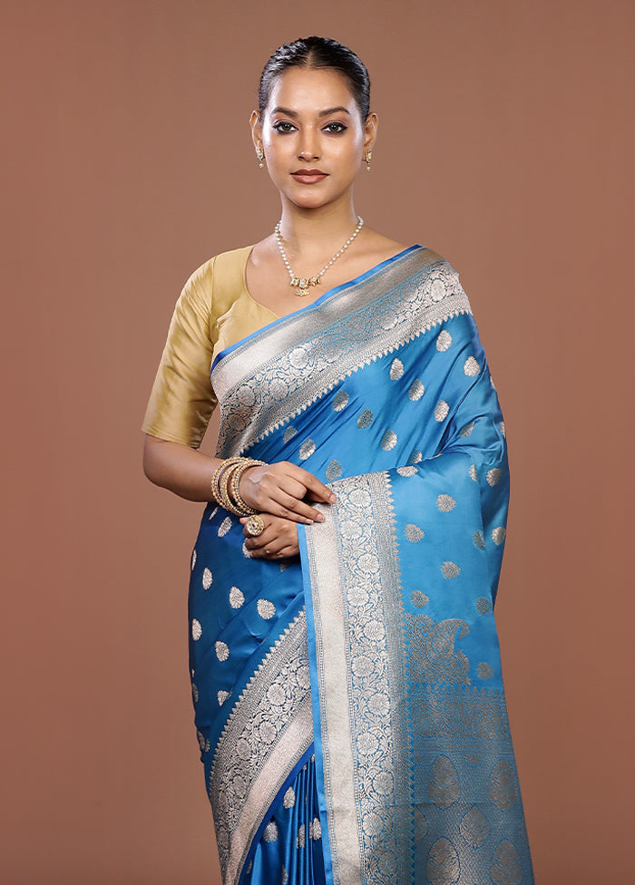 Blue Katan Silk Saree With Blouse Piece