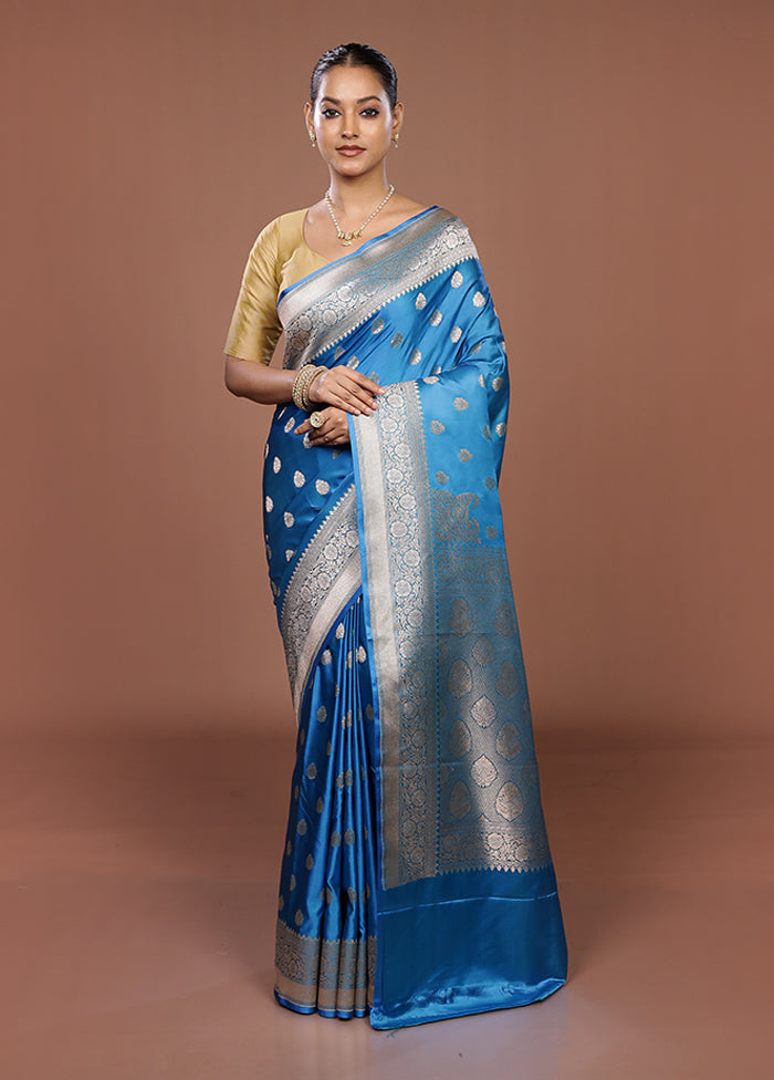 Blue Katan Silk Saree With Blouse Piece