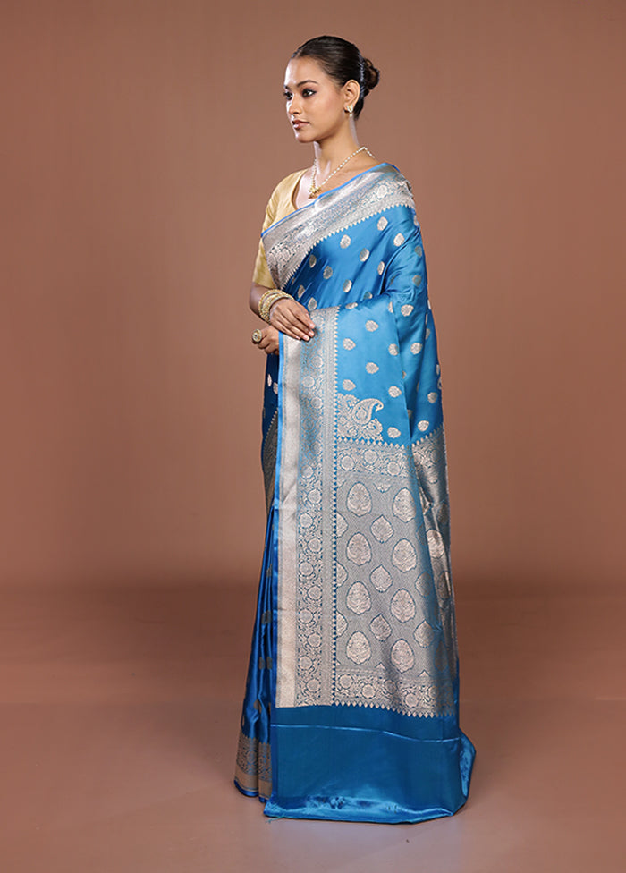 Blue Katan Silk Saree With Blouse Piece