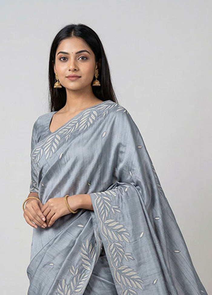 Grey Tussar Silk Saree With Blouse Piece