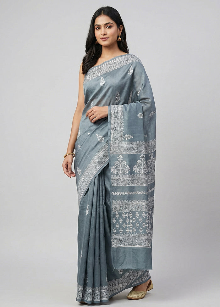 Grey Printed Silk Saree Without Blouse Piece