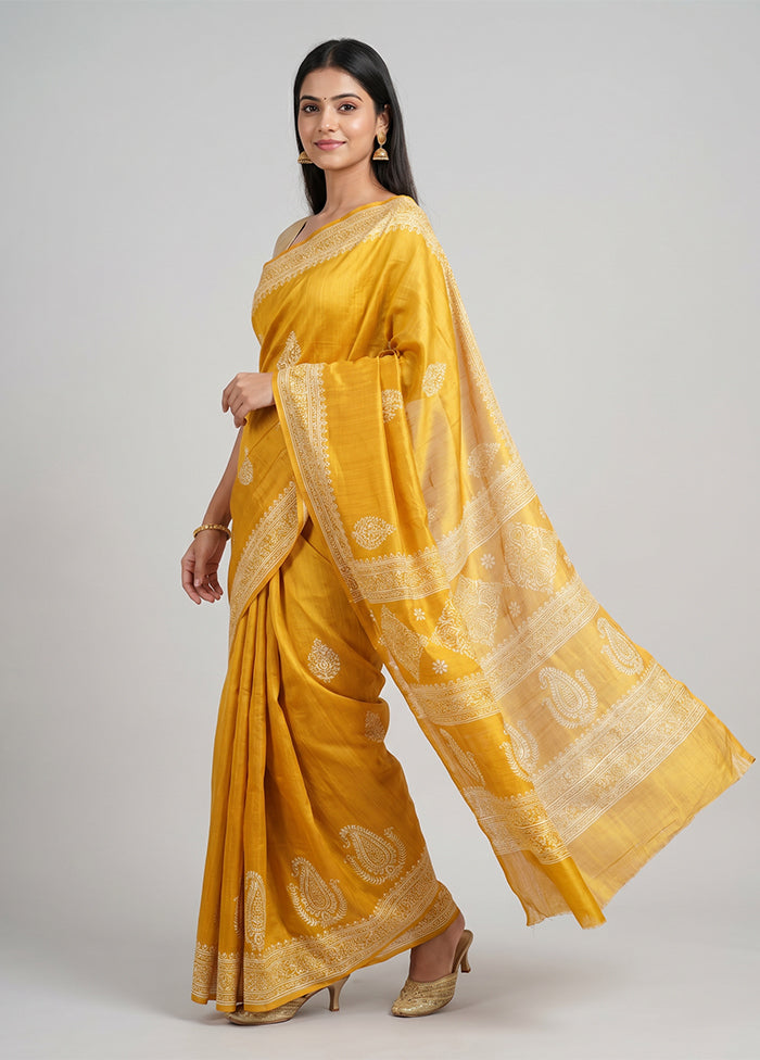 Yellow Printed Silk Saree Without Blouse Piece